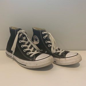 CONVERSE - black high tops